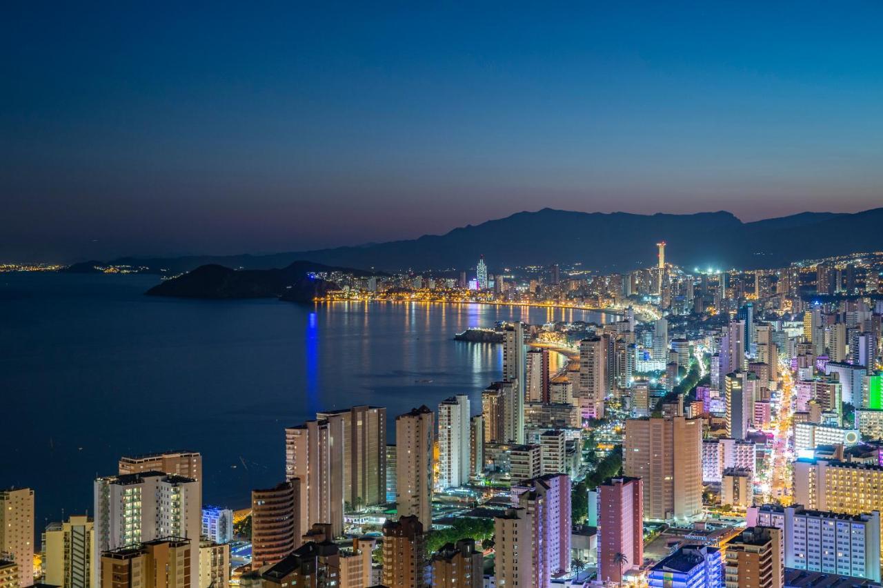 Hotel Benidorm East By Pierre & Vacances Экстерьер фото